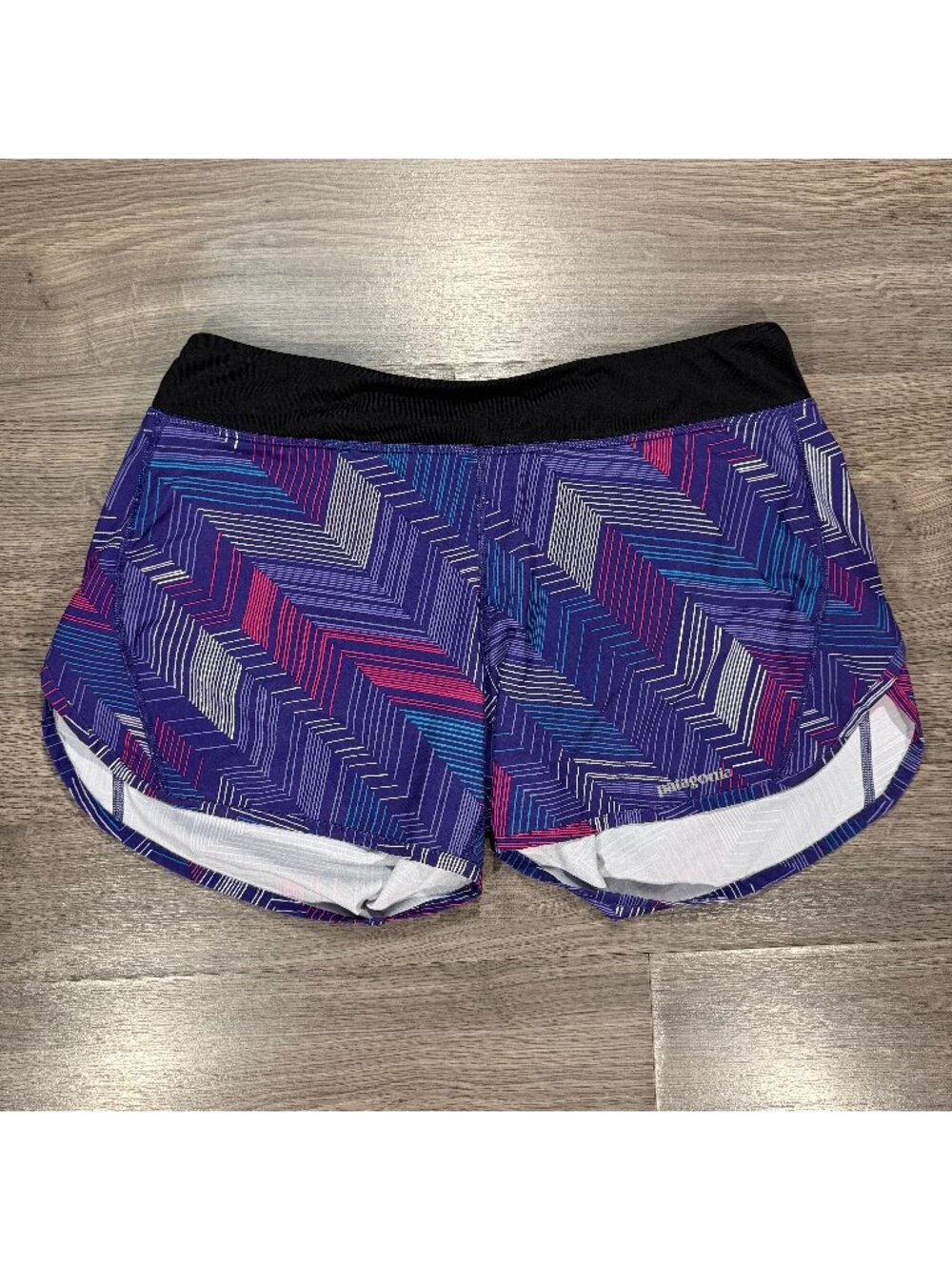 Patagonia Women's Nine Trails Shorts 5" - Purple